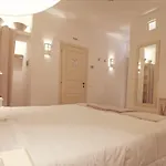 Le Nicchie لوتشرا